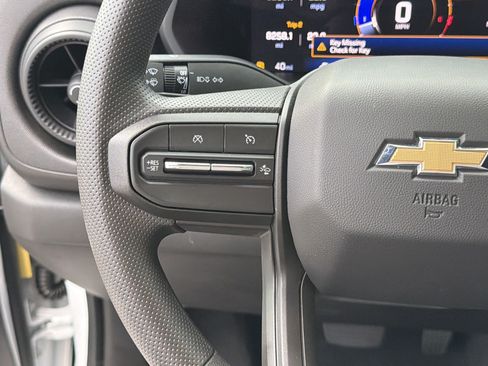 Used 2026 Chevrolet Colorado W/T RWD image 28