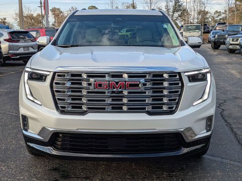 Used 2025 GMC Acadia Denali w/ LPO, Floor Liner Package image 9