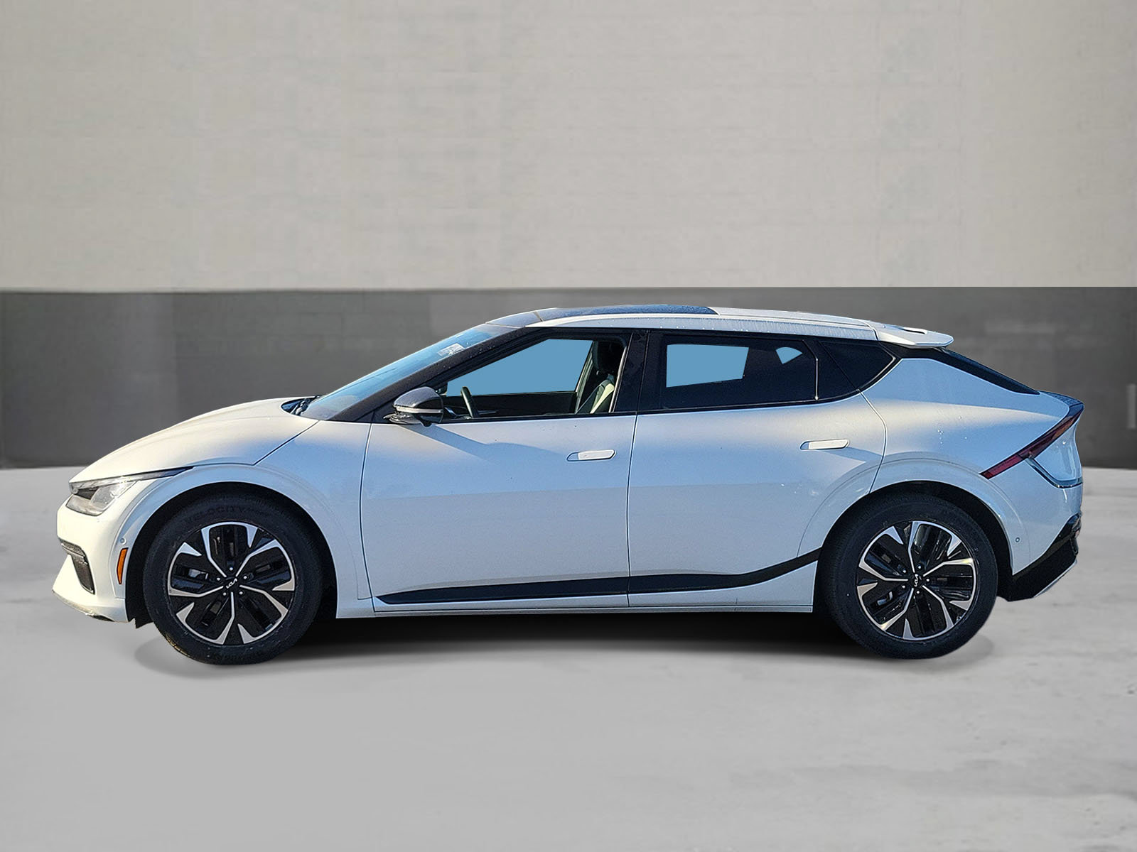 Used 2024 Kia EV6 GT-Line RWD image 3