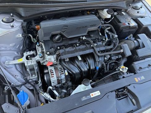 Used 2023 Hyundai Elantra SEL w/ Convenience Package FWD image 27