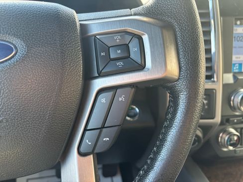 Used 2016 Ford F150 Platinum w/ Equipment Group 701A Luxury image 19