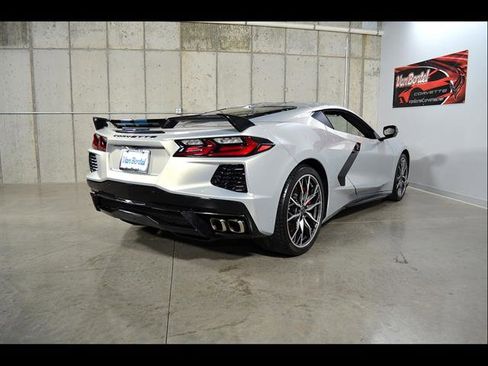 Used 2024 Chevrolet Corvette Stingray Preferred Cpe w/ Z51 Performance Package RWD image 9