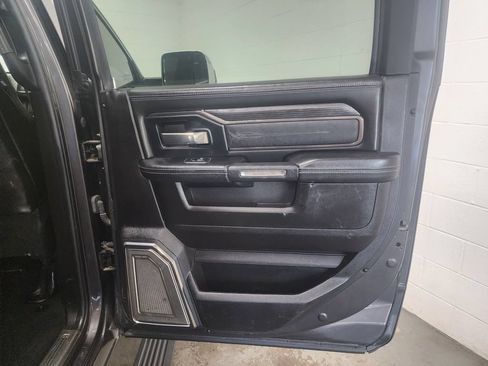 Used 2019 RAM 3500 Limited AWD/4WD image 32