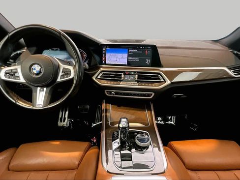 Used 2022 BMW X5 xDrive40i w/ M Sport Package AWD/4WD image 16