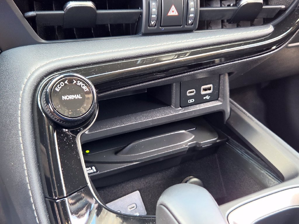 Used 2025 Lexus NX 350 AWD w/ Accessory Package (2T) image 22