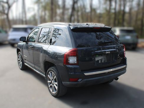 Used 2015 Jeep Compass Limited w/ Sun/Sound Group image 7