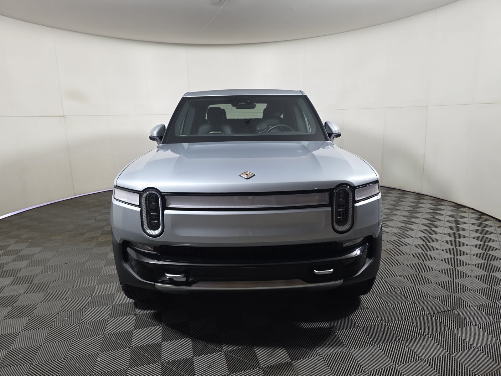 Used 2023 Rivian R1T Adventure Quad AWD/4WD image 8