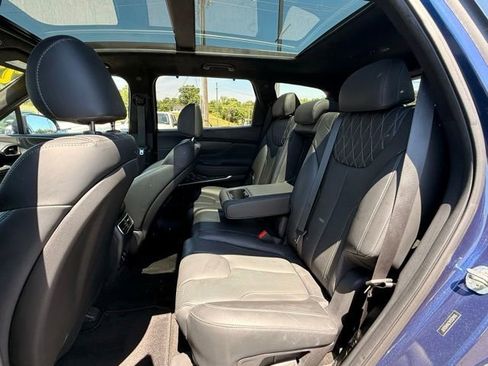 Used 2022 Hyundai Santa Fe Calligraphy AWD/4WD image 16