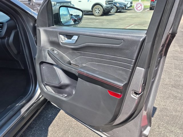Used 2026 Ford Escape ST-Line FWD image 32