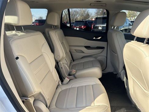 Used 2021 GMC Acadia Denali w/ Denali Ultimate Package image 32