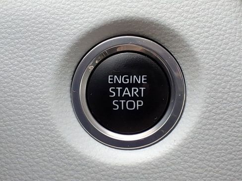 Used 2023 Toyota Corolla SE FWD image 19