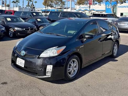 Used 2010 Toyota Prius Five FWD image 2
