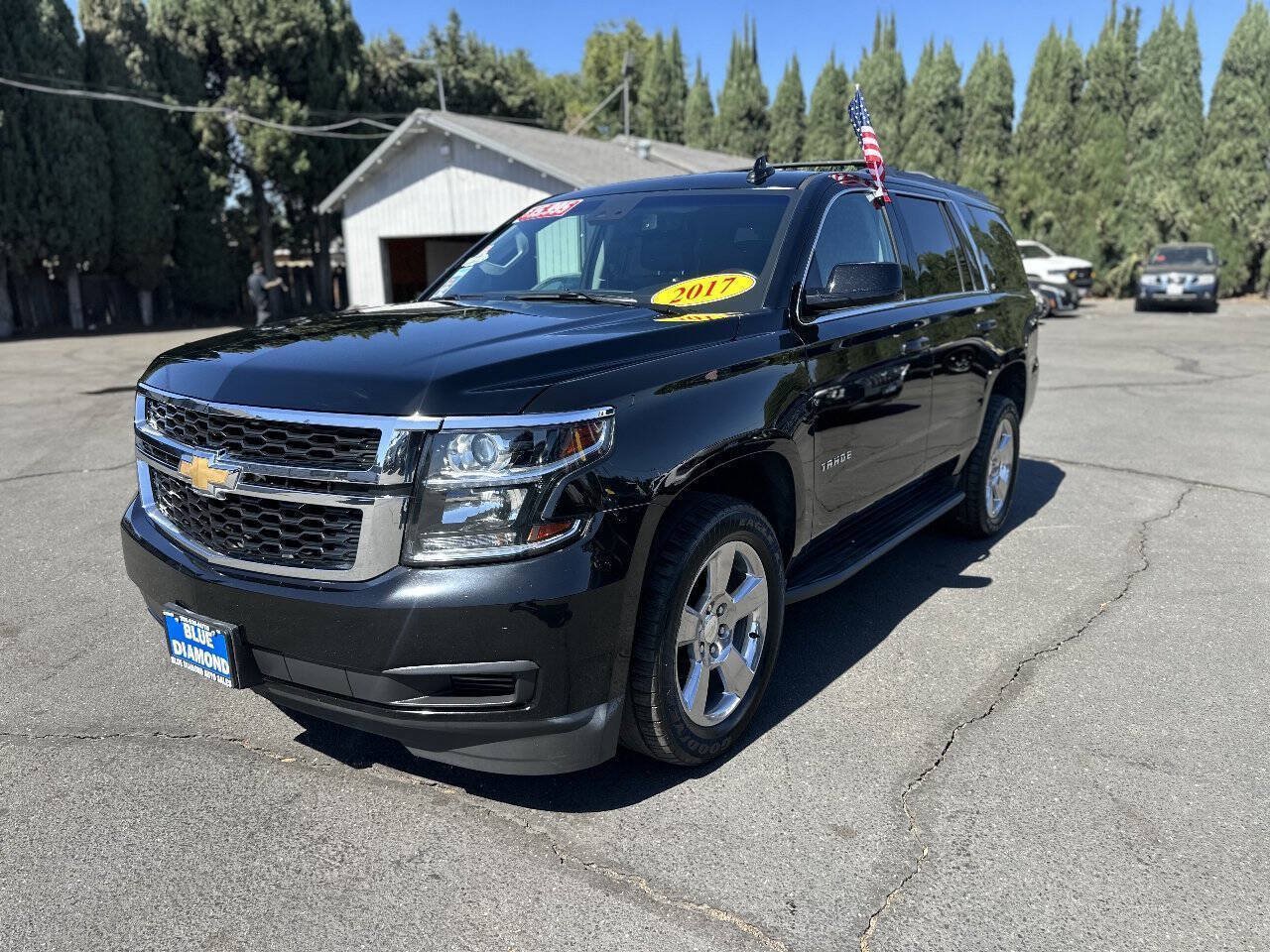 Used 2017 Chevrolet Tahoe LT AWD/4WD image 3