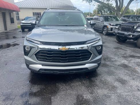 Used 2024 Chevrolet TrailBlazer LT w/ LT Cold Weather Package AWD/4WD image 9