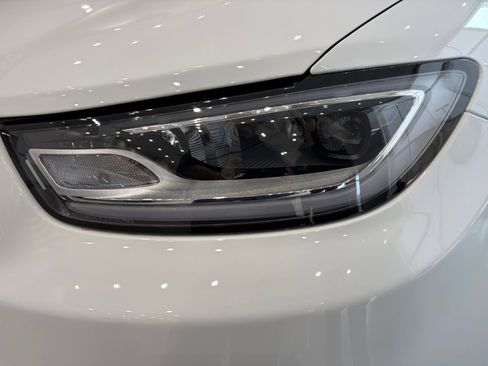 New 2026 Chrysler Pacifica Select image 9