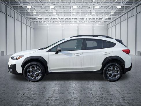 Used 2022 Subaru Crosstrek 2.5i Sport w/ Moonroof Package image 2