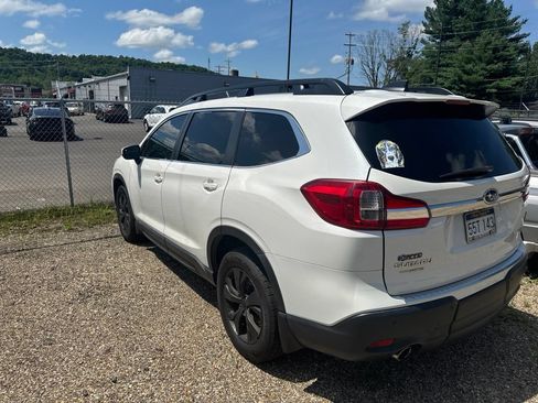 Used 2020 Subaru Ascent Premium w/ Convenience Package AWD/4WD image 13