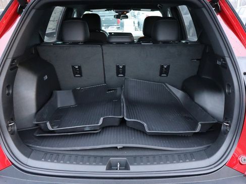 New 2026 Chevrolet Equinox LT w/ Convenience Package II image 9