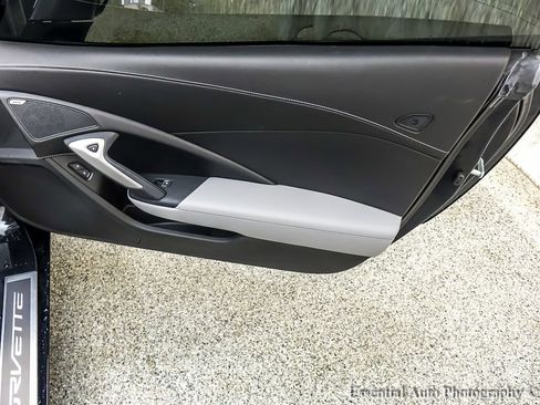 Used 2019 Chevrolet Corvette Stingray Convertible w/ 2LT Preferred Equipment Group image 24