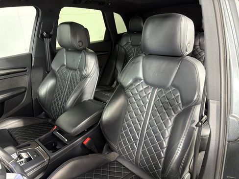 Used 2018 Audi SQ5 Premium Plus w/ Navigation Package AWD/4WD image 13