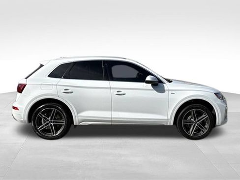 Used 2025 Audi Q5 e Premium AWD/4WD image 8