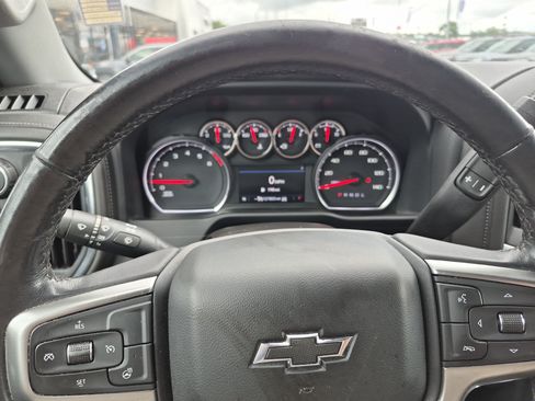 Used 2021 Chevrolet Silverado 1500 LT Trail Boss w/ Convenience Package II AWD/4WD image 28