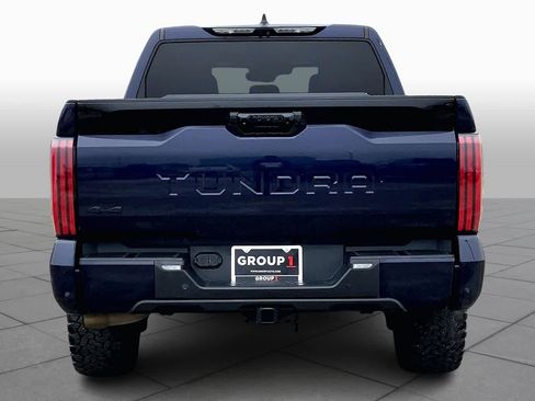 Used 2022 Toyota Tundra Platinum image 5