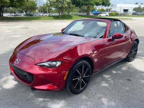 Used 2026 MAZDA MX-5 Miata RF Grand Touring RWD image 24