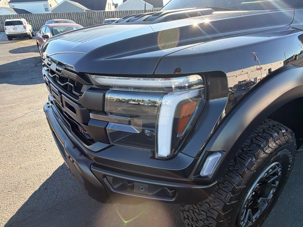 Used 2025 Ford F150 Raptor w/ Equipment Group 803A Raptor R AWD/4WD image 15