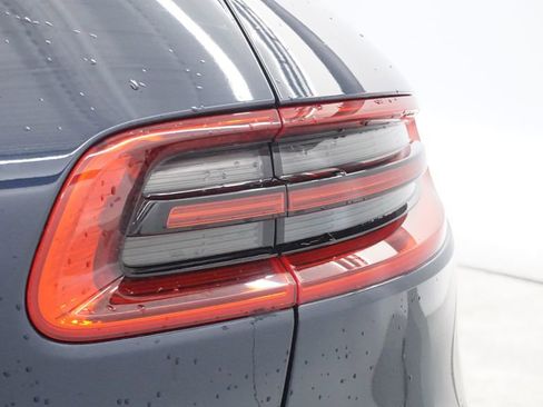 Used 2017 Porsche Macan S image 14