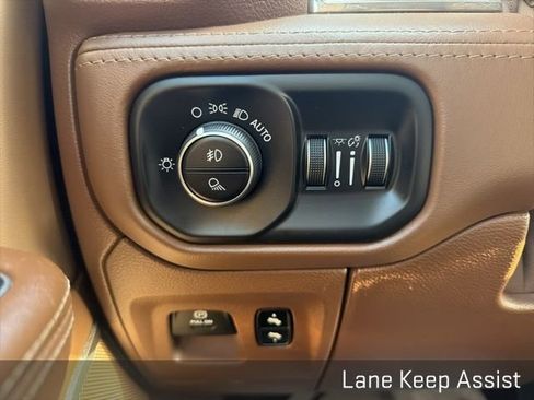 Used 2019 RAM 1500 Limited image 41