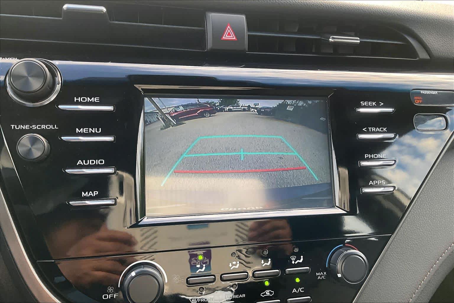Used 2019 Toyota Camry LE FWD image 26
