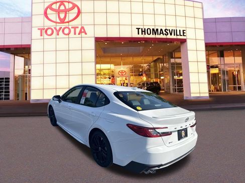New 2025 Toyota Camry image 7
