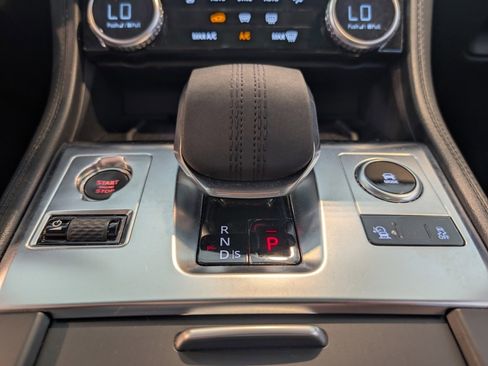 Used 2023 Jaguar F-PACE S image 22