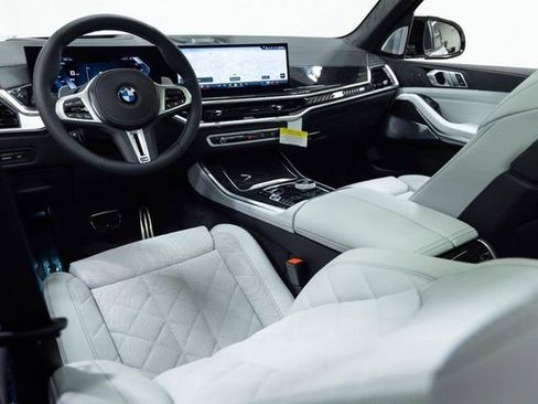 New 2026 BMW X5 M60i image 22