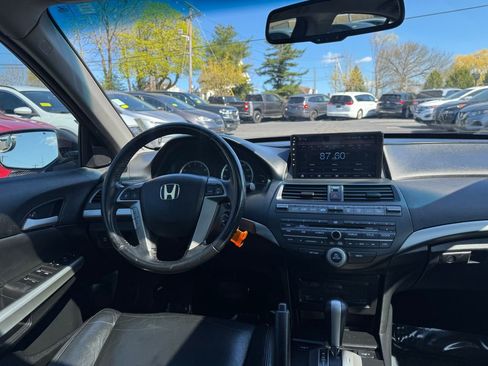Used 2010 Honda Accord EX-L image 16