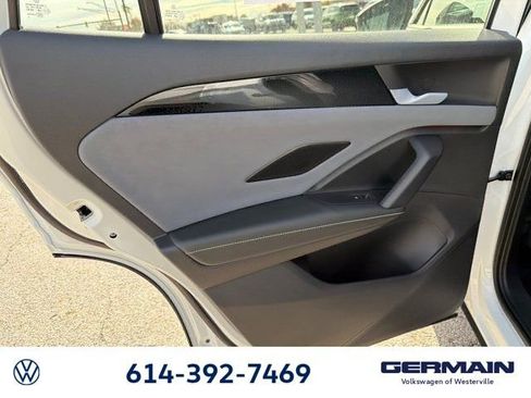 New 2026 Volkswagen Tiguan SE R-Line image 15