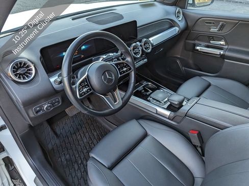 Used 2023 Mercedes-Benz GLB 250 4MATIC image 16