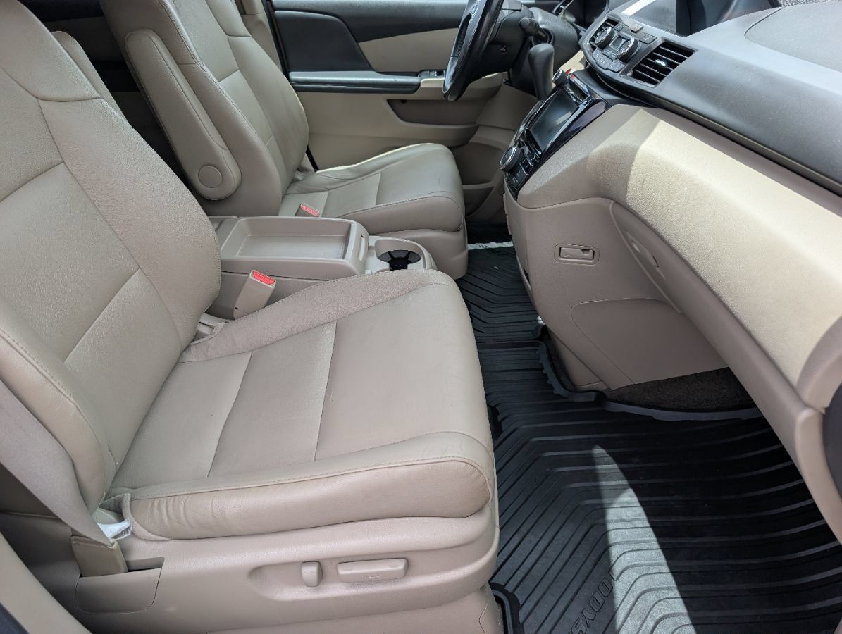 Used 2014 Honda Odyssey EX-L image 16