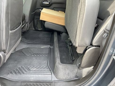 Used 2021 Chevrolet Silverado 1500 LT Trail Boss w/ Convenience Package II image 24