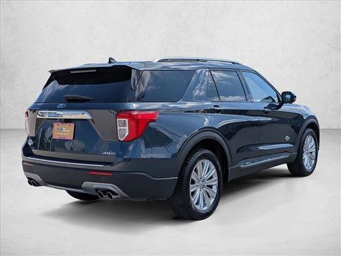 Certified 2022 Ford Explorer King Ranch w/ Premium Technology Package AWD/4WD image 10