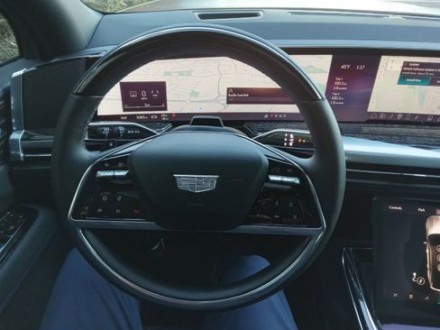 Used 2025 Cadillac Escalade IQ Sport 1 w/ LPO, Etrunk Organizer Package image 12