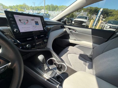 Used 2024 Toyota Camry LE w/ Audio Upgrade Package FWD image 29
