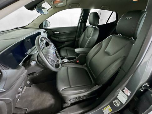 Used 2024 Buick Encore GX Sport Touring w/ Comfort Package image 13