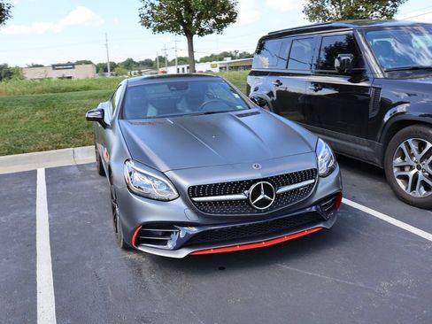 Used 2019 Mercedes-Benz SLC 43 AMG image 4