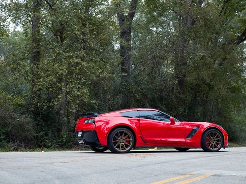 Used 2016 Chevrolet Corvette Z06 w/ 3LZ Preferred Equipment Group image 71