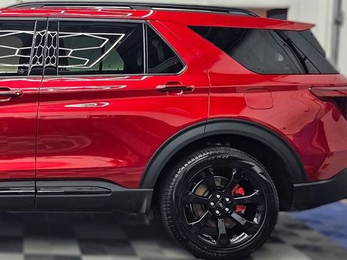 Used 2021 Ford Explorer ST w/ Equipment Group 401A AWD/4WD image 6
