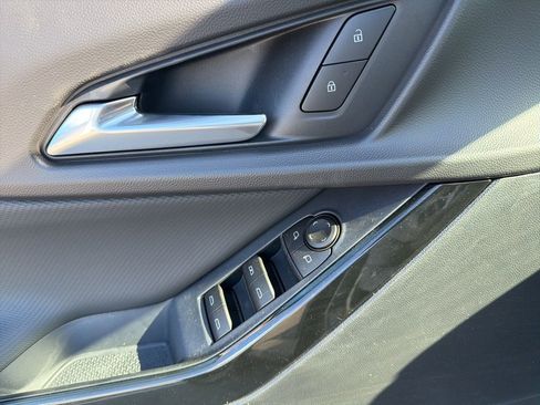 New 2026 Chevrolet Equinox LT FWD image 33