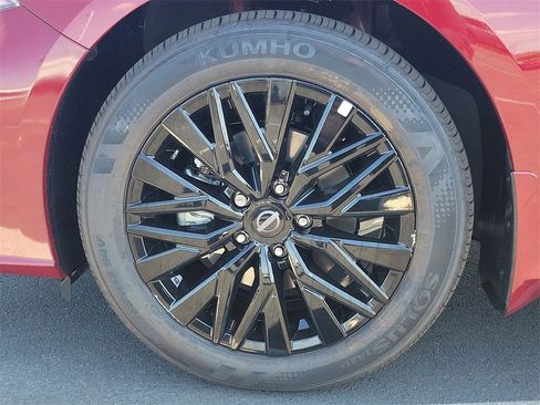 New 2025 Nissan Altima 2.5 SV w/ SV Special Edition Package image 17