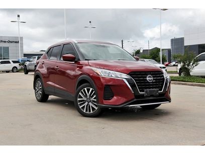 Used 2024 Nissan Kicks SV
